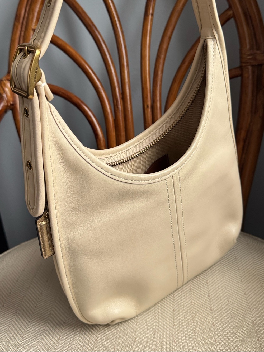 Coach Ergo C2265 customized with pin (Coach) and a tag (Coach) - Picture 4 of 10